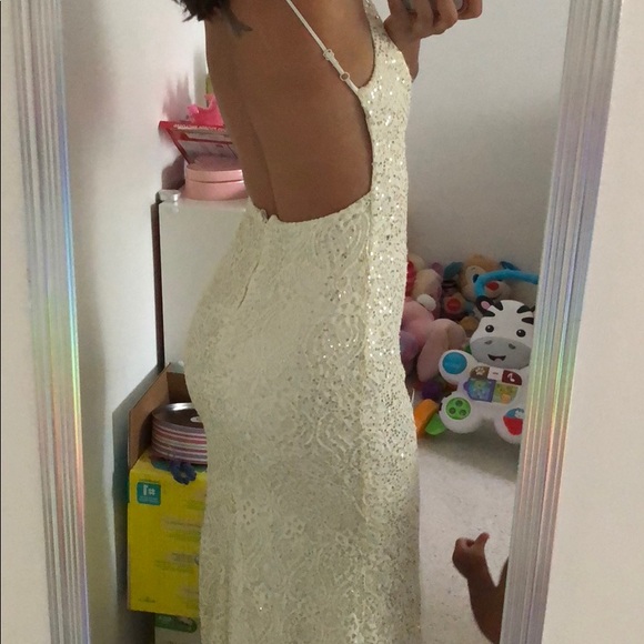 Long dress - Picture 1 of 4